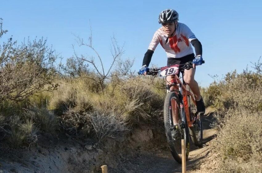  Mountain Bike: Competidores de Zorrito Bike reciben el apoyo de Comodoro Deportes