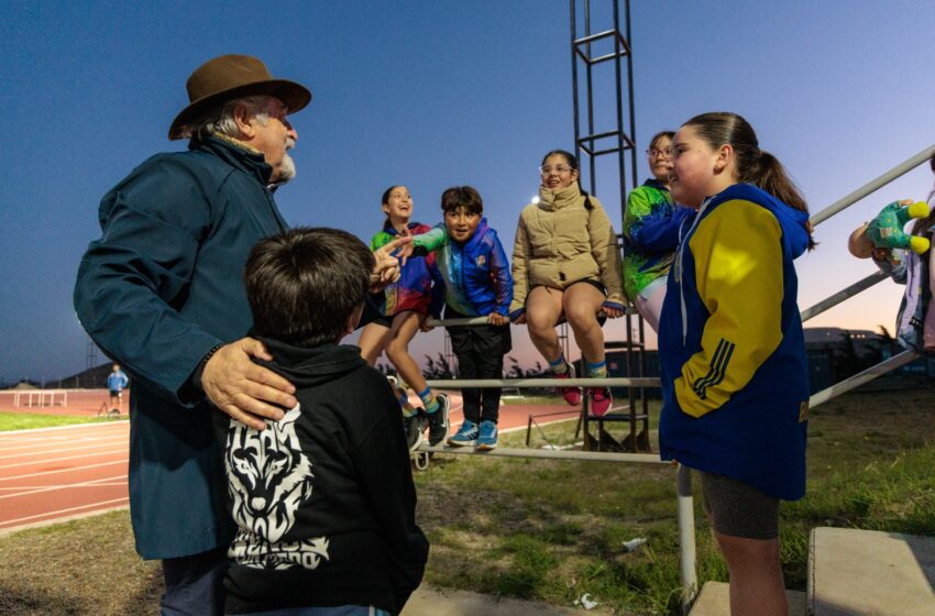  Othar acompañó el regreso de los torneos nocturnos a la pista municipal